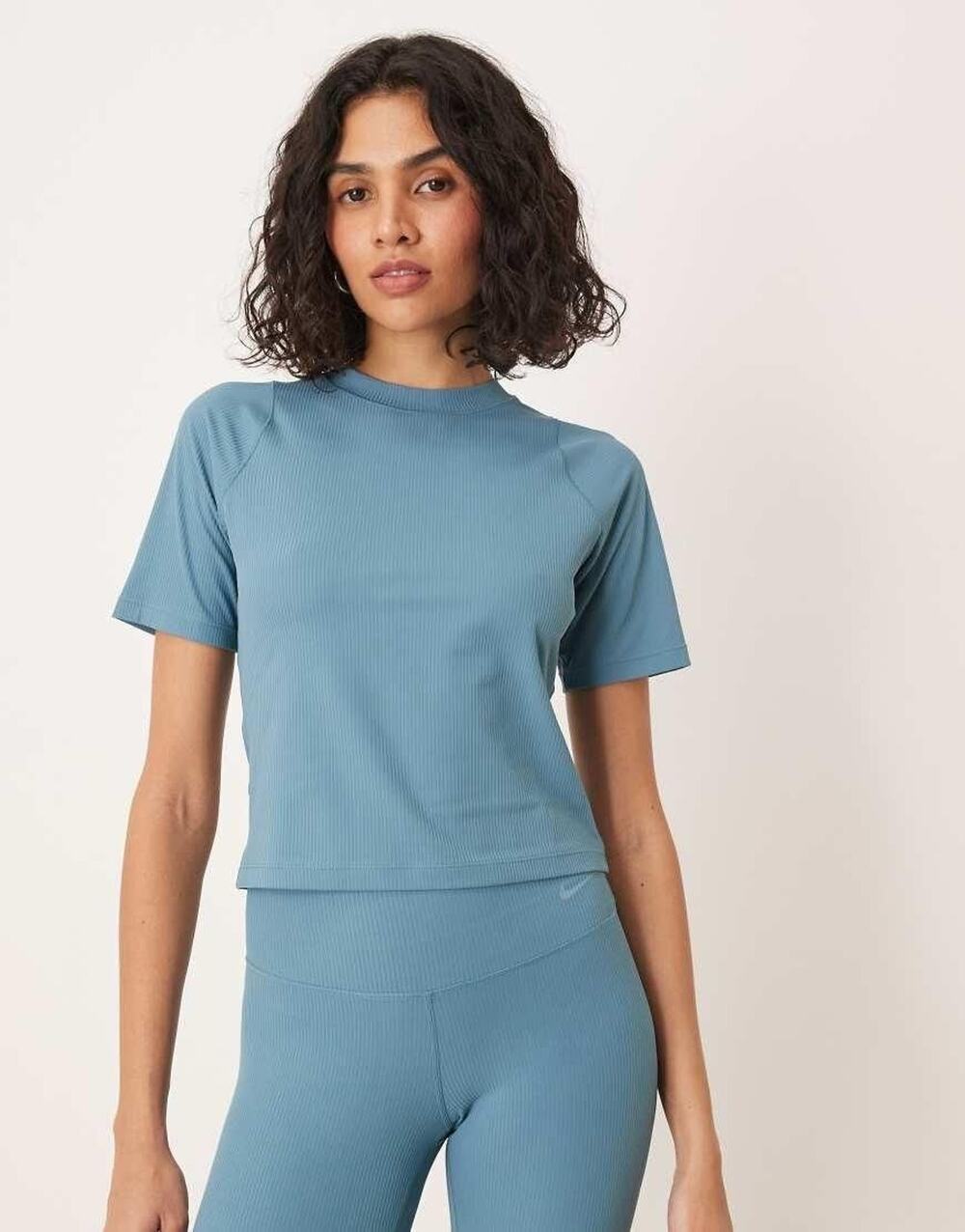 Nike Training Zenvy Dri-FIT Ribbed Top in Blue
